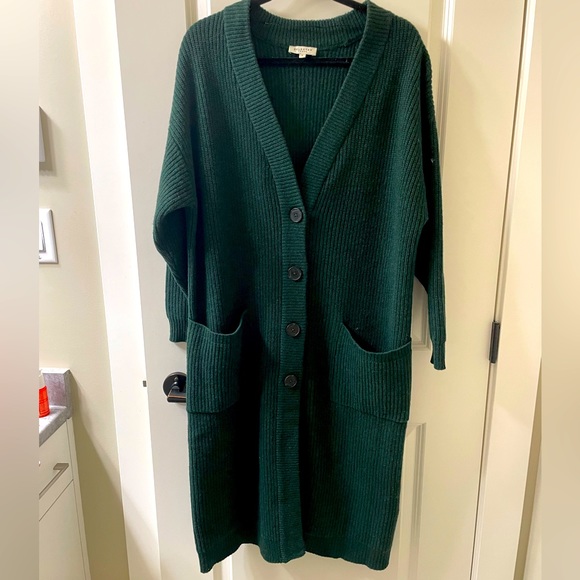 Button down wool sweater - Picture 2 of 2